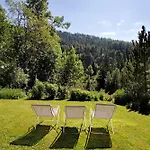 Holiday home Maison Peroulaz