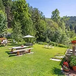 Holiday home Maison Peroulaz *