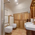 Maison Peroulaz Tatil Evi *