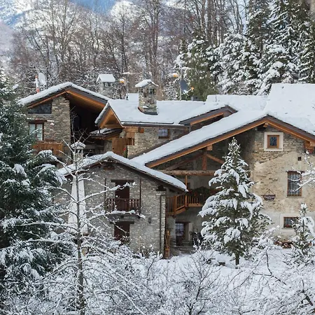 Holiday home Maison Peroulaz *
