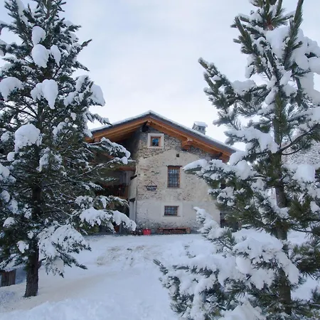 Holiday home Maison Peroulaz *